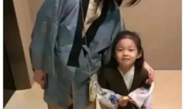 娱乐圈吃瓜爆料俩男,娱乐圈两大男星疑成“兄弟情”